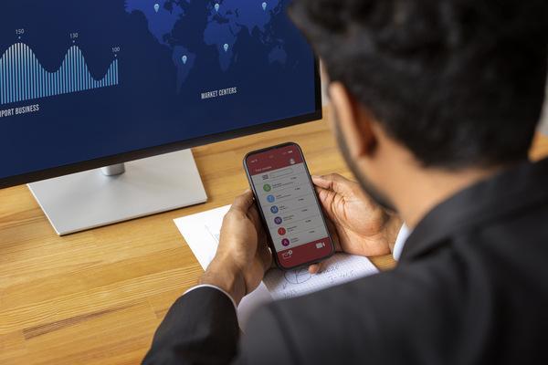 Monitoring cross-border payments and market growth data