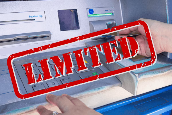 Acceso limitado a cajeros automáticos de Bitcoin durante la transacción

