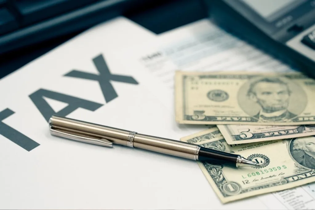 Transferencia de dinero que facilita el pago oportuno de impuestos