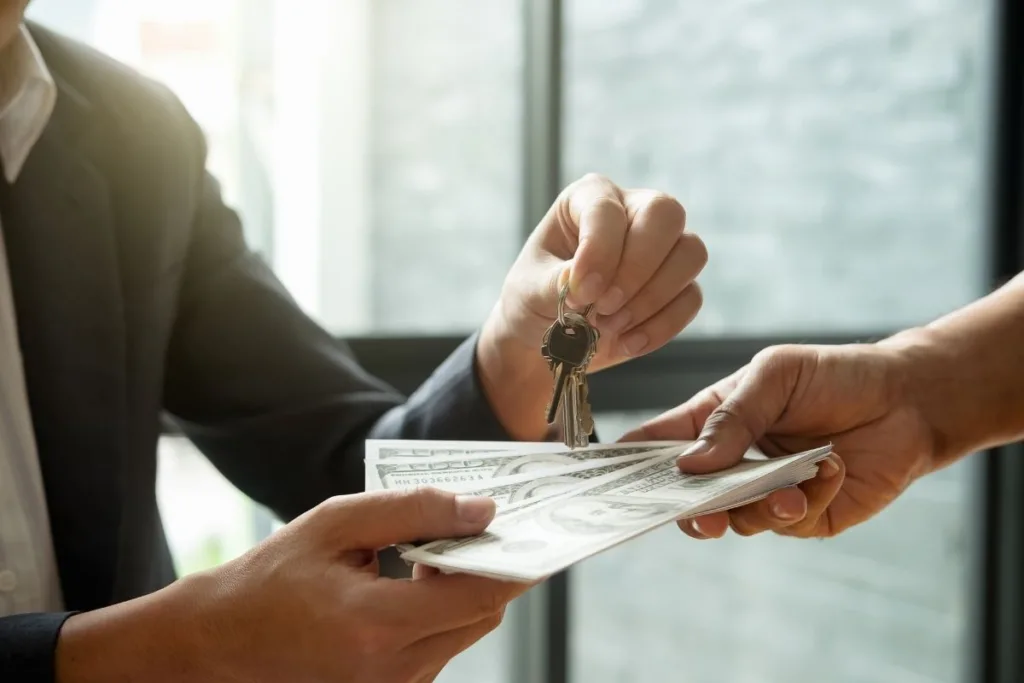 Transferencia segura de dinero para intercambio de llaves de propiedad