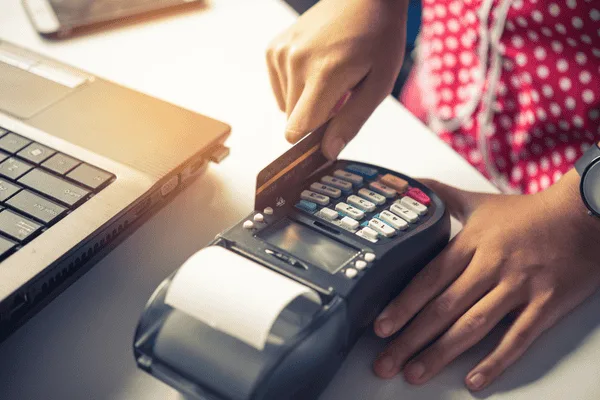 Card Terminal Used In Cross-Border Payments