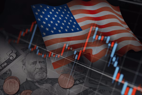 Moneda y gráficos que reflejan la actividad de pagos transfronterizos
