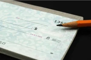 Emisión de un cheque para cobro inmediato
