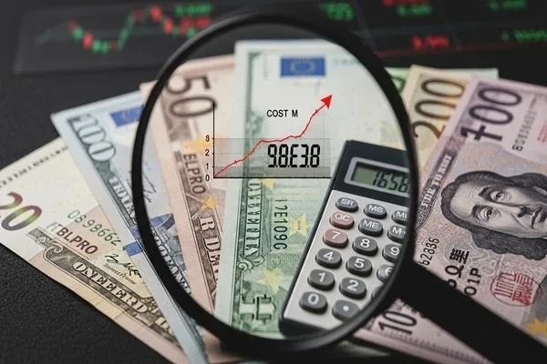 Magnified exchange rate margin affecting currency exchange costs