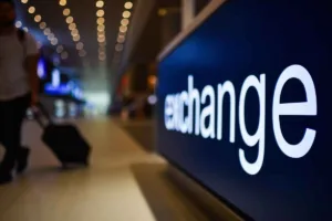 Registro de mostrador de cambio de divisas en la configuración de la terminal del aeropuerto