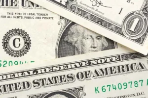 Tema de cambio de divisas con detalles de billetes de dólar estadounidense