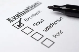 Lista de verificación para la evaluación del servicio de cambio de divisas con valoraciones de los clientes